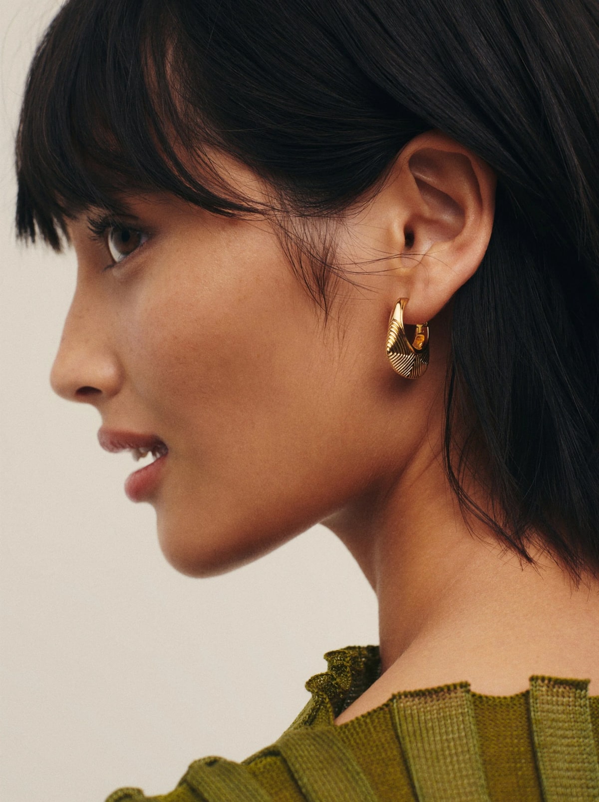 Hera Glozin Gold Hoop Earrings