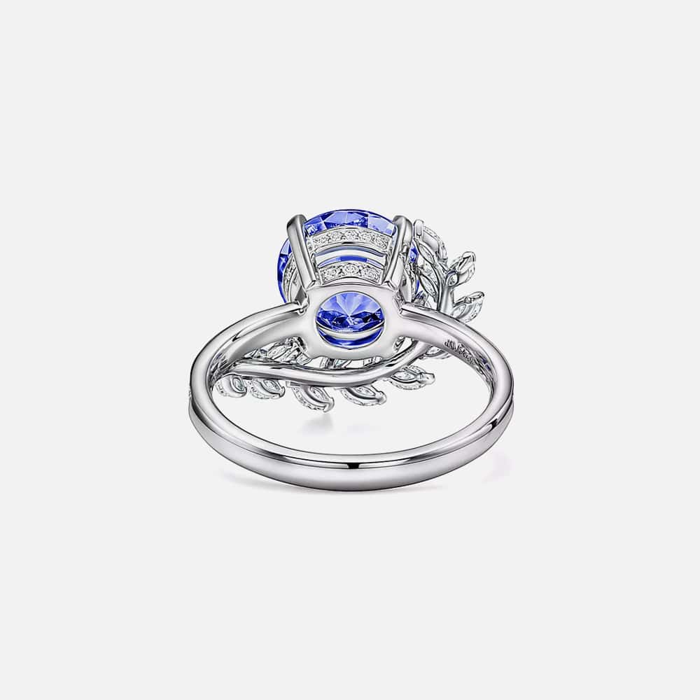 Ring in Platinum with Tanzanite