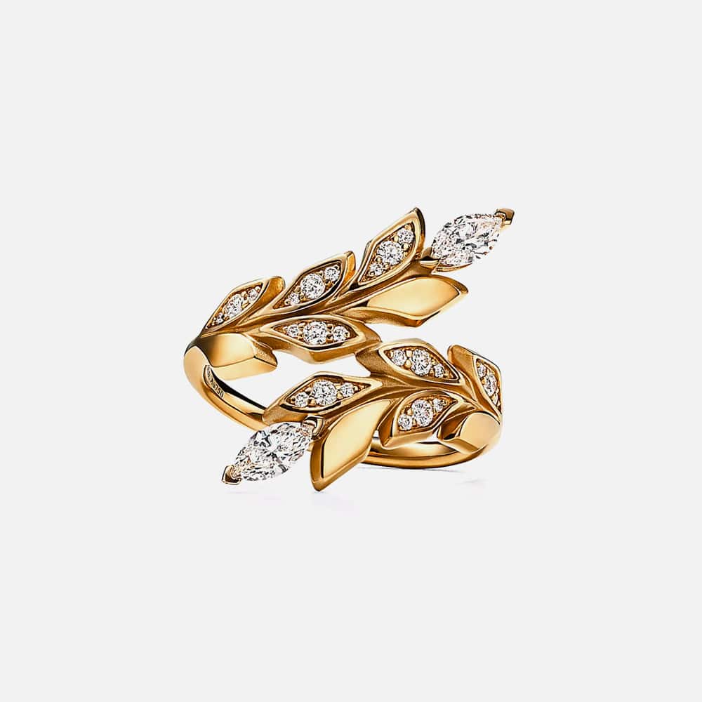 Ring in Gold with Diamonds