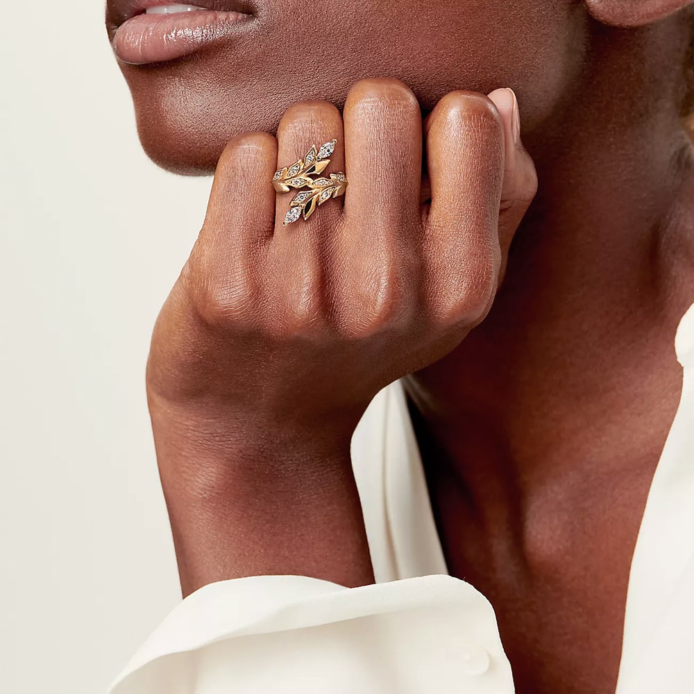 Ring in Gold with Diamonds