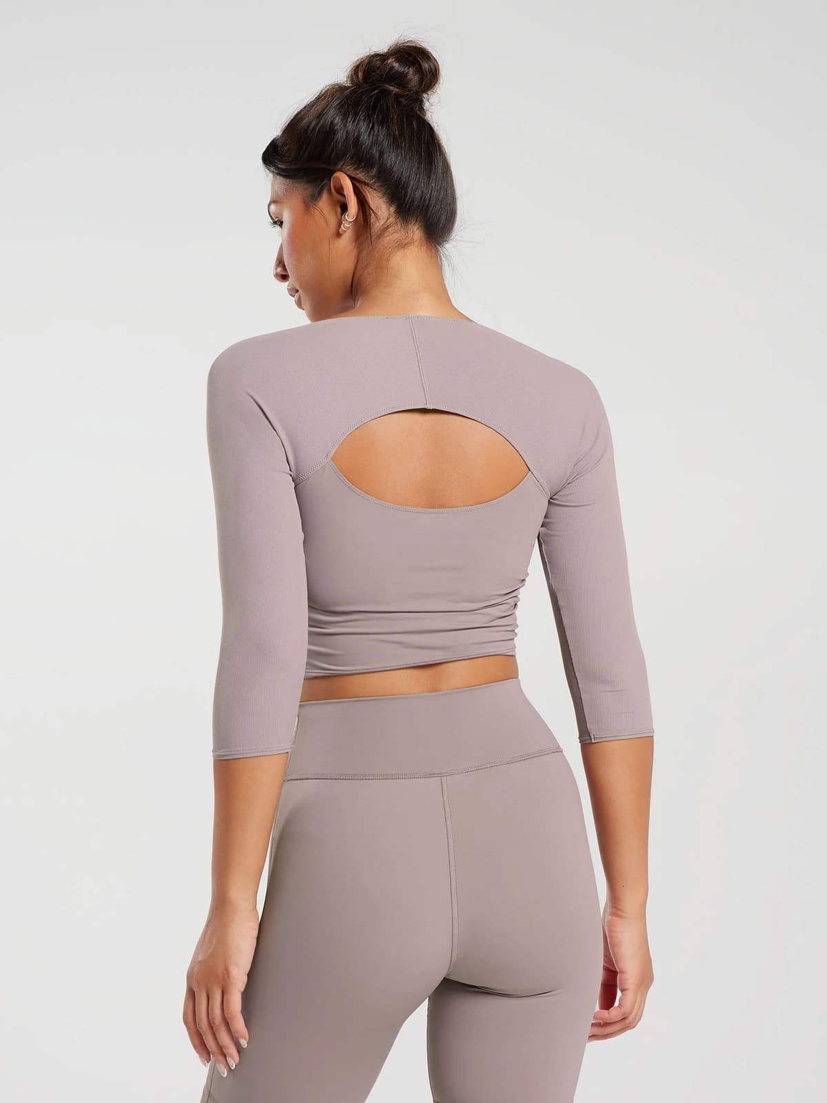 Elevate 3/4 Sleeve Crop Top